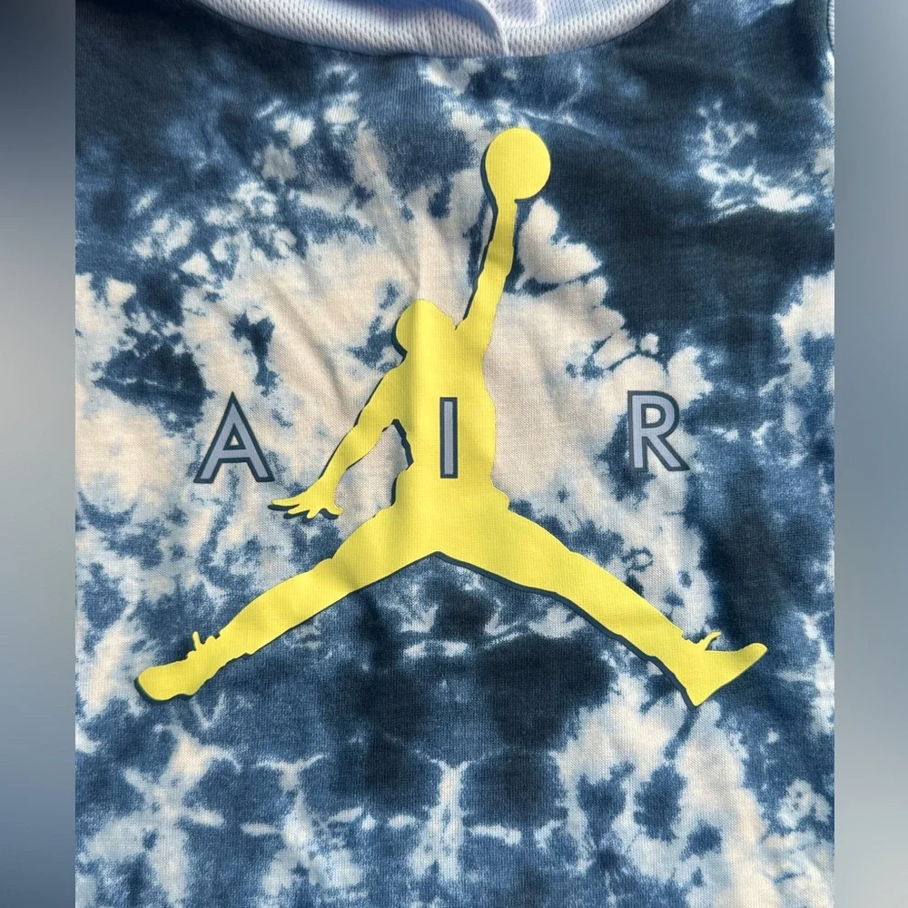 NWT Jordan Hooded Short Sleeve Dark Marina Blue and Yellow Casual Dress Size 3T